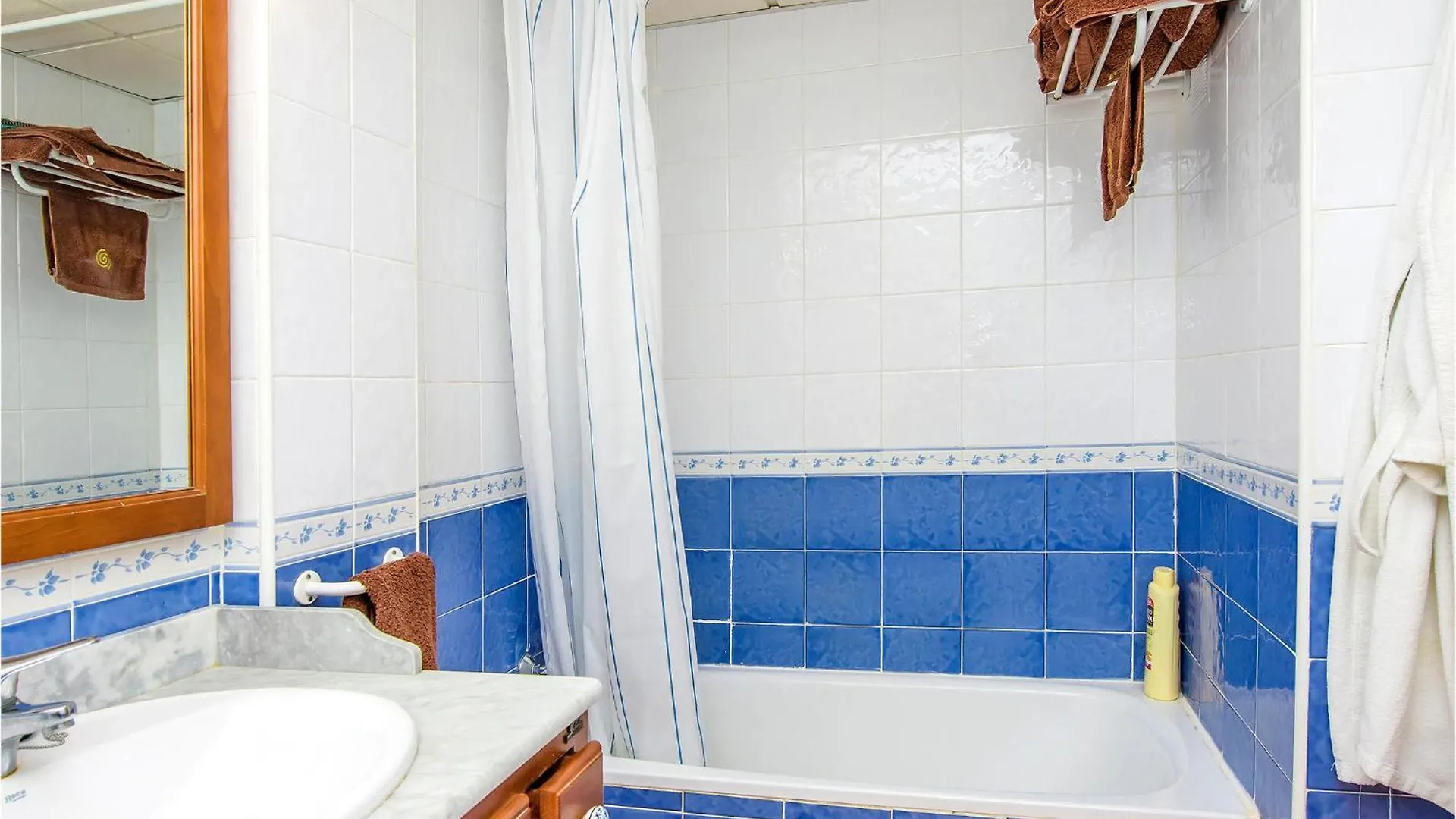 2 Bedroom Amazing Apartment In Mojacar 0*,